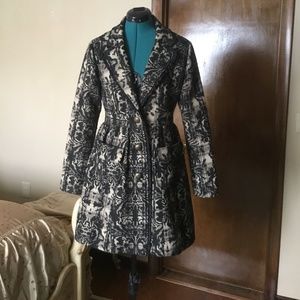 Nick & Mo long jacket . Size S